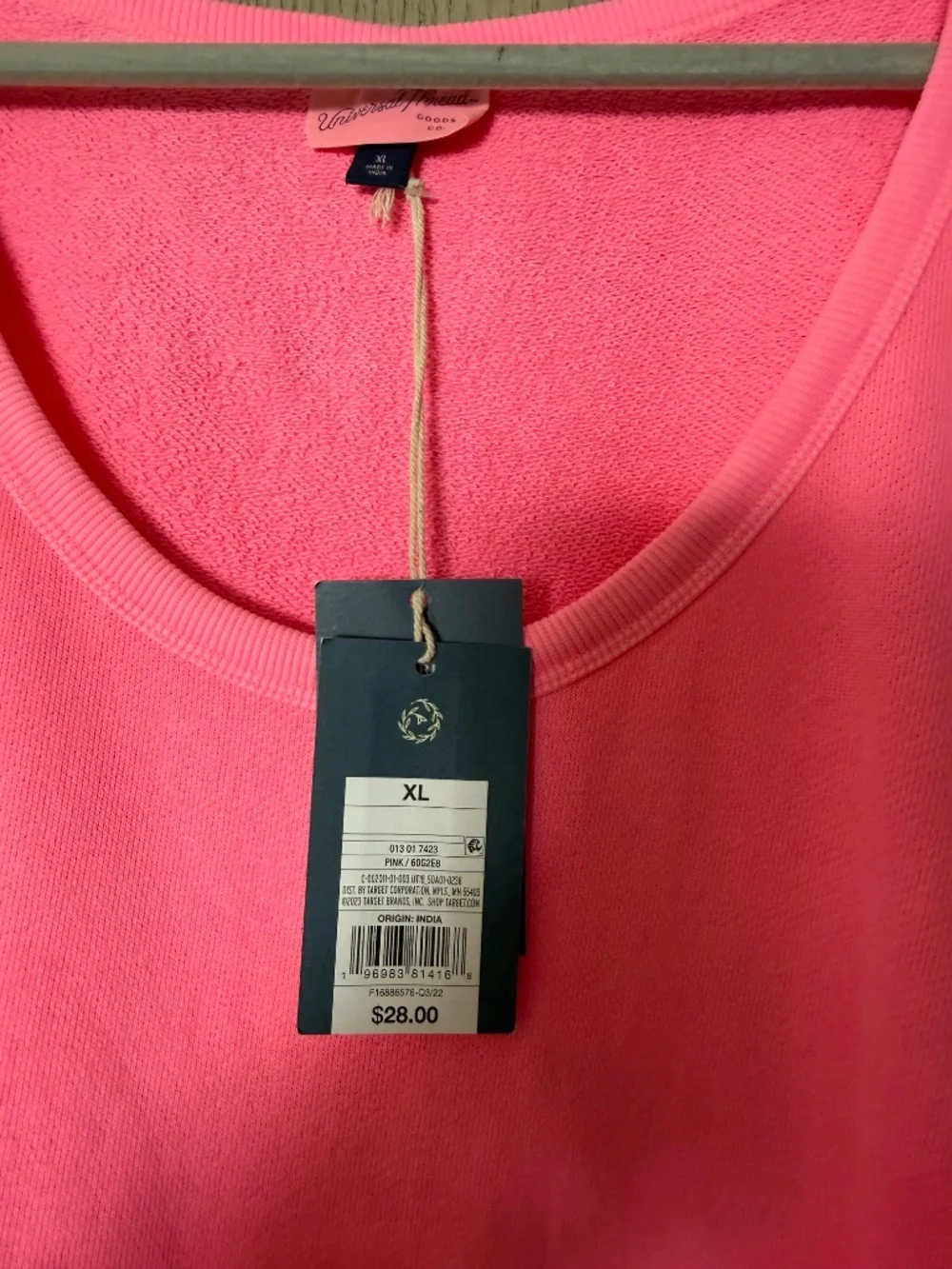 Women’s sweatshirt